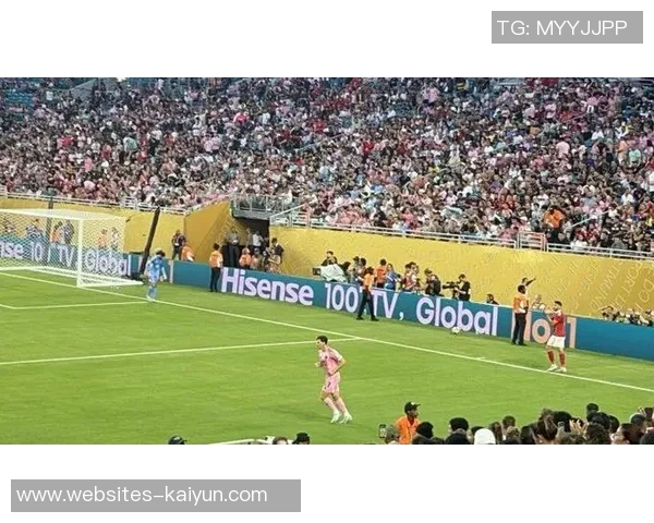 中国U23足球队迎战立陶宛青年队展现青春风采与竞技实力